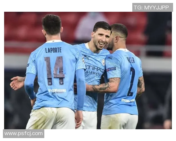 曼城与门兴激战正酣赛场比分揭晓引发热议